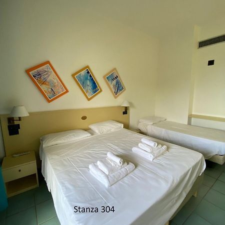 Hotel Il Gabbiano Palinuro Esterno foto
