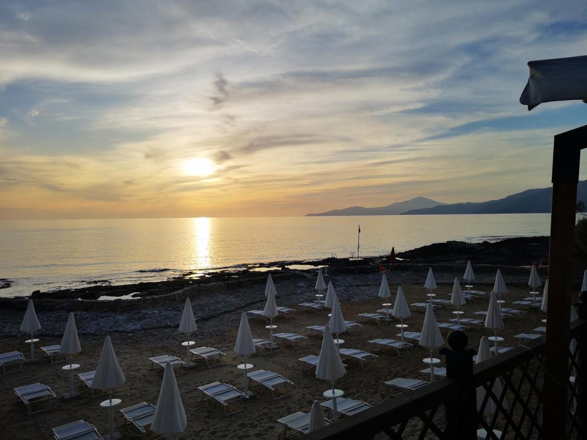 Hotel Il Gabbiano Palinuro Esterno foto