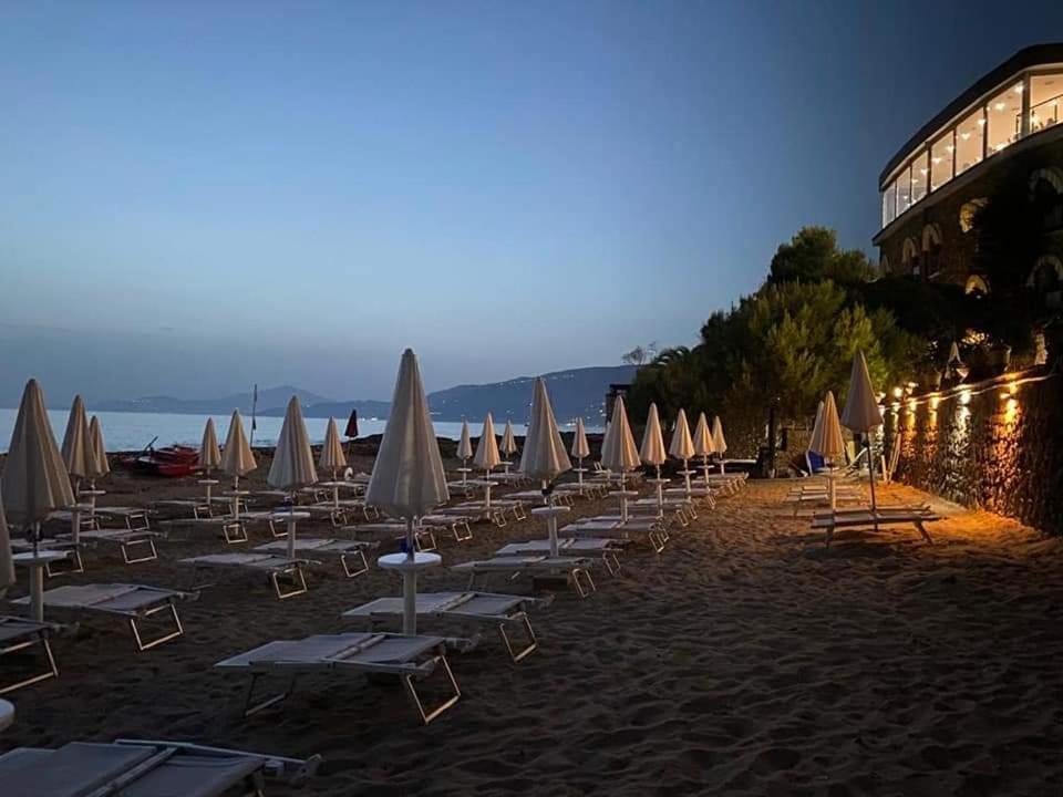 Hotel Il Gabbiano Palinuro Esterno foto