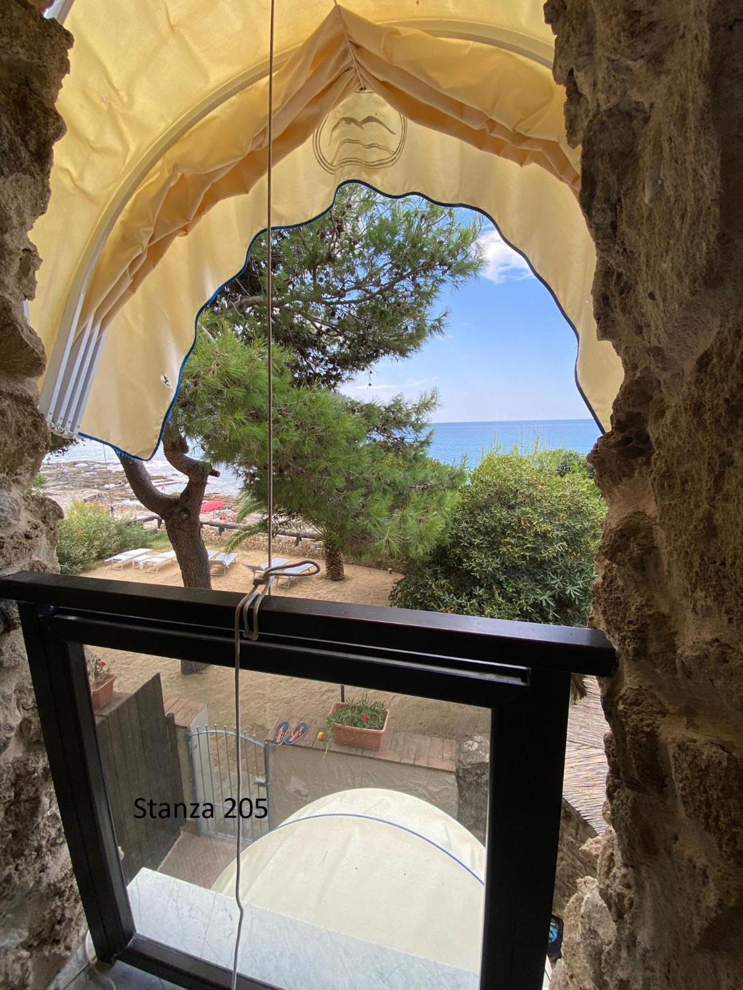 Hotel Il Gabbiano Palinuro Esterno foto