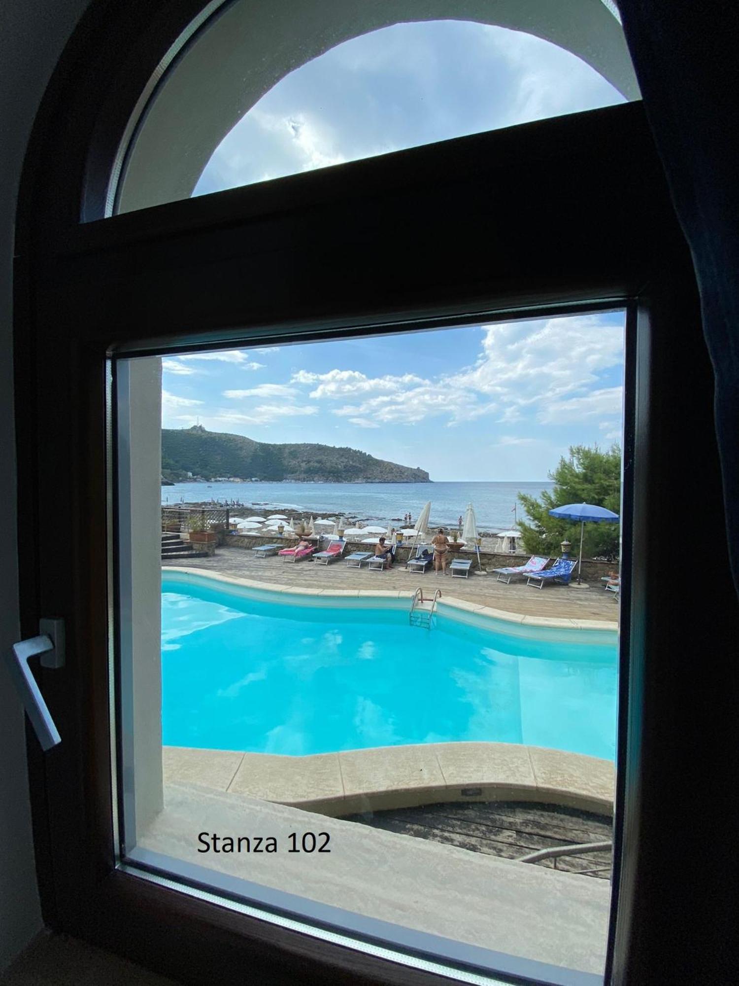 Hotel Il Gabbiano Palinuro Esterno foto