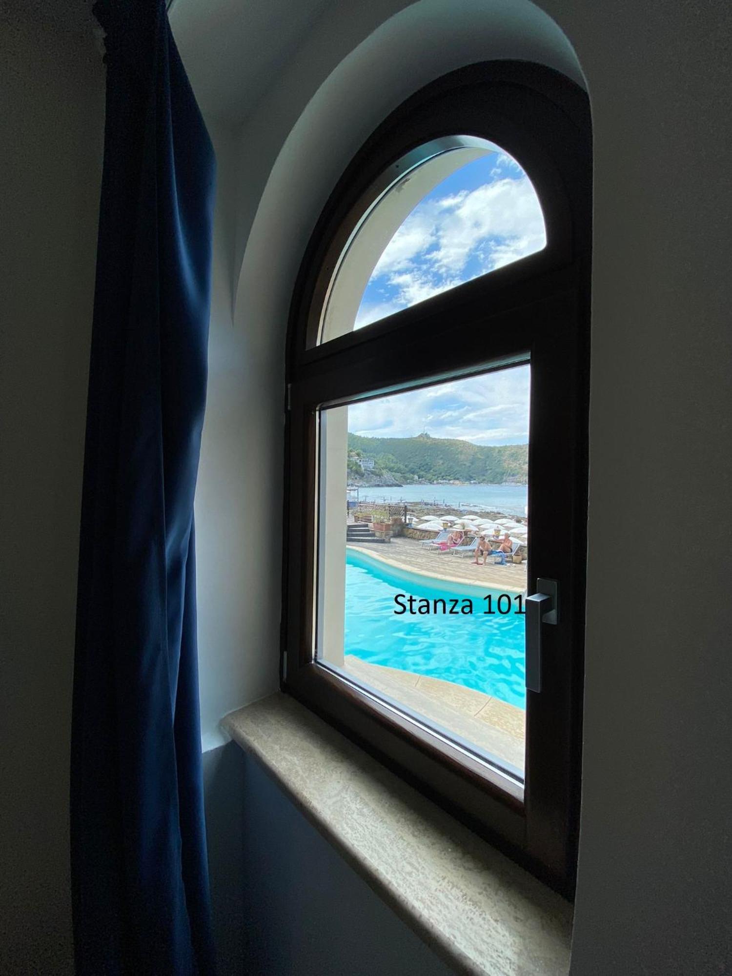 Hotel Il Gabbiano Palinuro Esterno foto