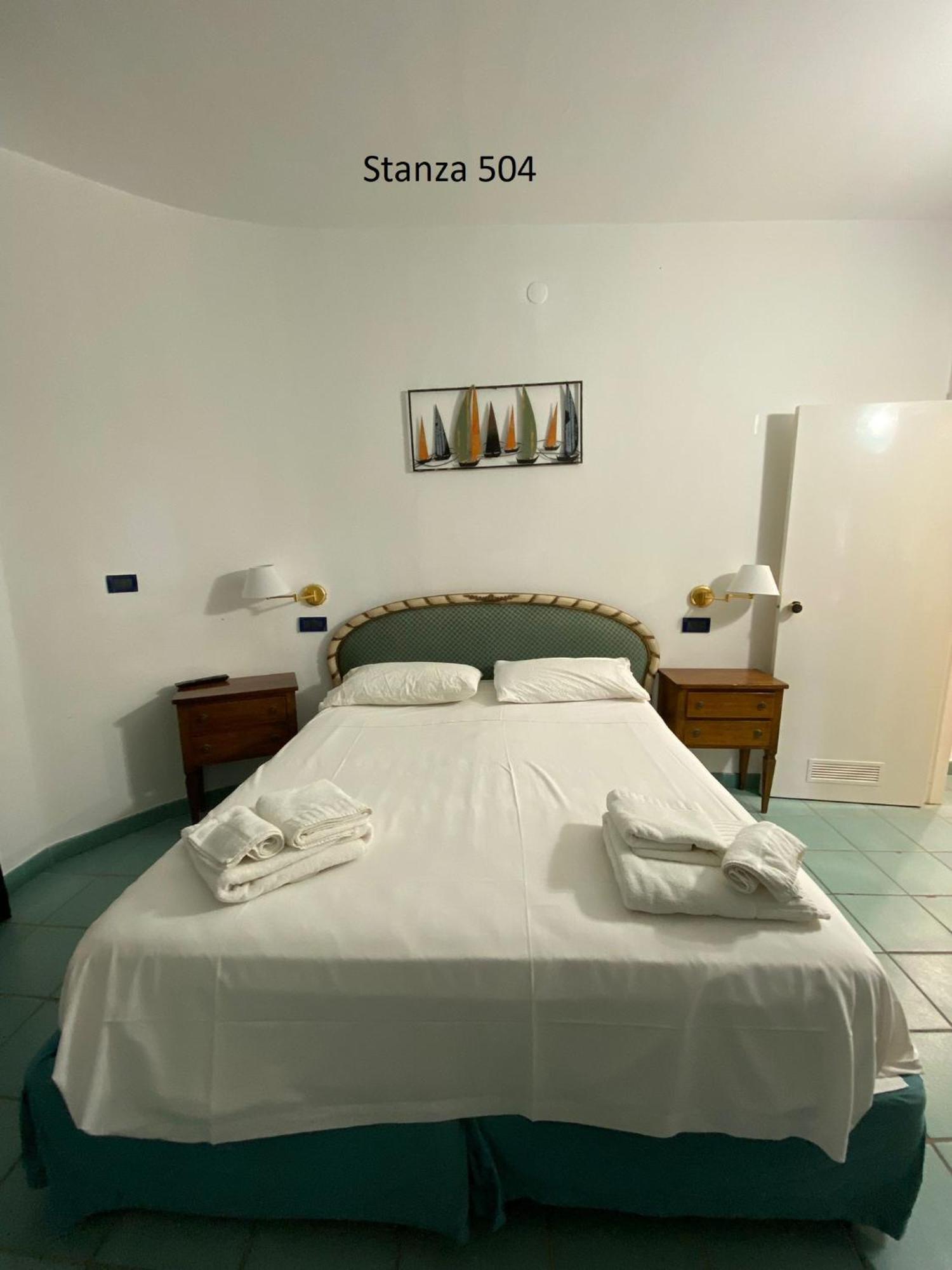 Hotel Il Gabbiano Palinuro Esterno foto